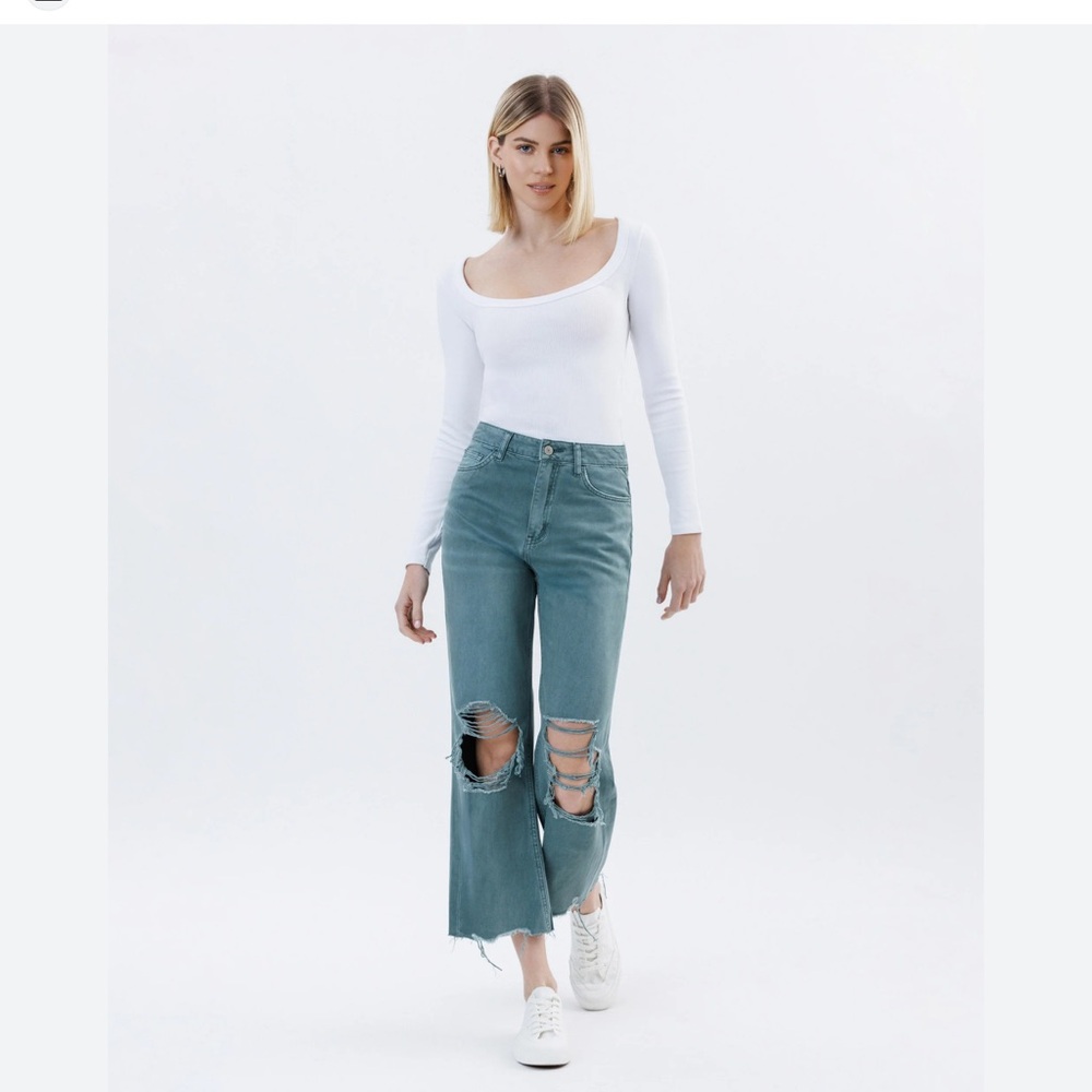 Vervet Mallard Green High-Rise Distressed Crop Flare Jeans, 27